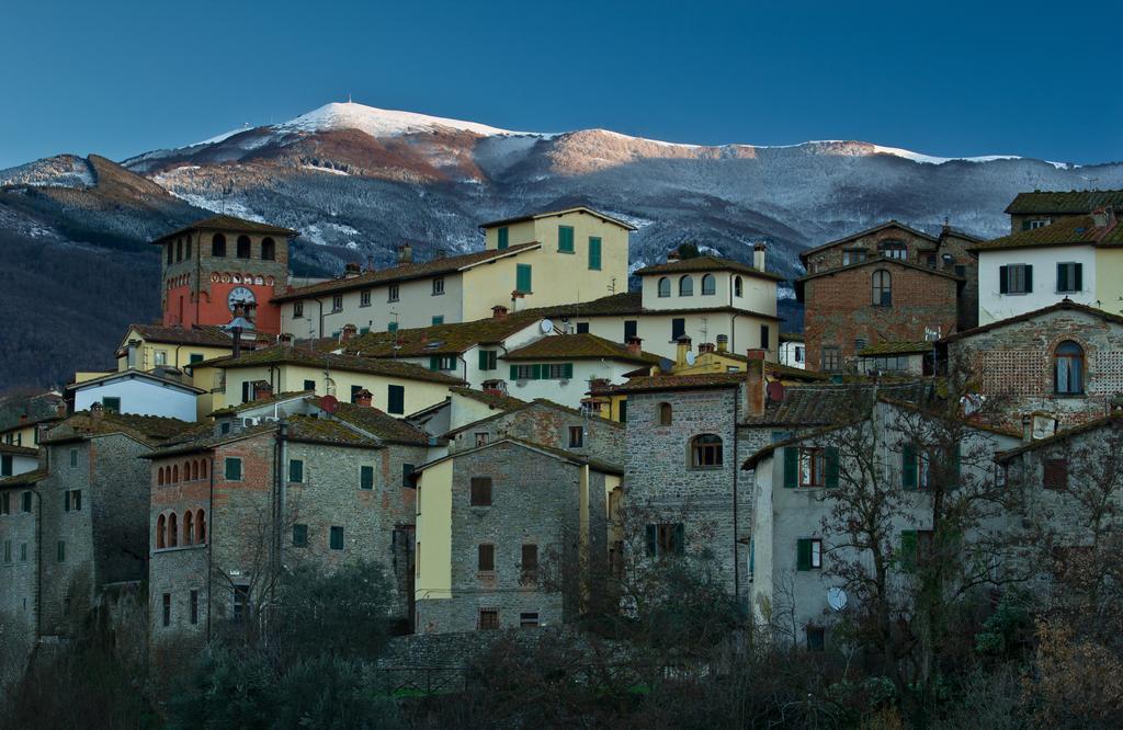 Dimora Casa Eugenia Hotel Loro Ciuffenna Bagian luar foto