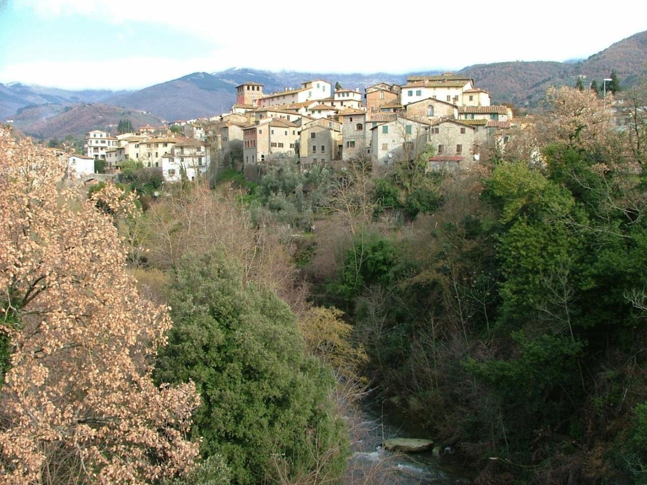 Dimora Casa Eugenia Hotel Loro Ciuffenna Bagian luar foto
